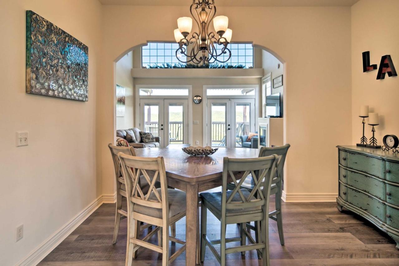 Apartmán Luxe Branson Retreat With Mtn Views And Pool Access! Exteriér fotografie