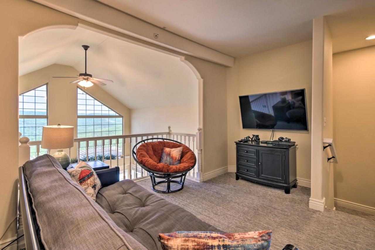 Apartmán Luxe Branson Retreat With Mtn Views And Pool Access! Exteriér fotografie